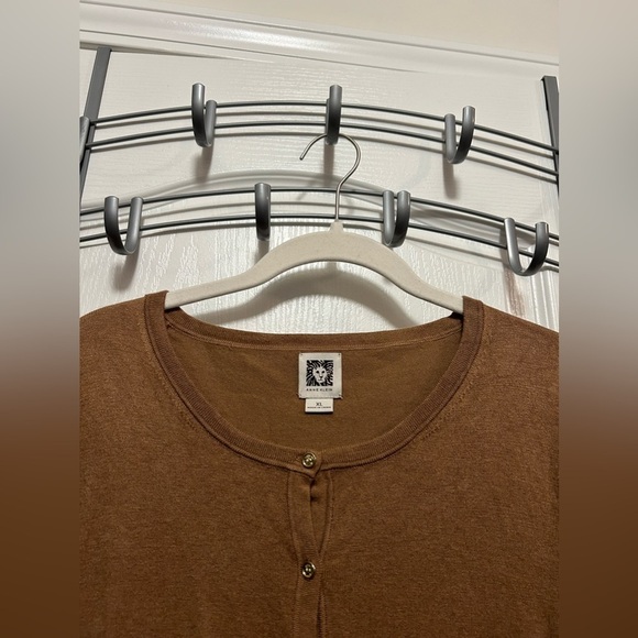 Anne Klein button down women’s XL Cardigan sweater brown contrast trim - Picture 3 of 15